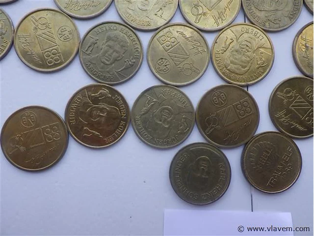 Lot diverse voetbalpenningen bvb - afbeelding 4 van  6