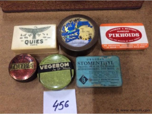 Lot doosjes medicaal - afbeelding 1 van  2