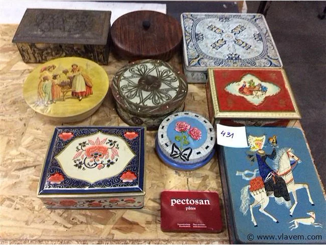 Lot dozen divers - afbeelding 1 van  3
