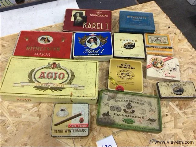 Lot dozen rookgerei divers - afbeelding 1 van  3