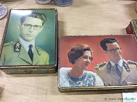 Lot dozen royals - afbeelding 2 van  3