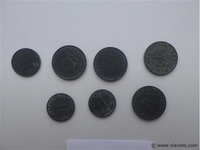 Lot duitse munten uit tweede wereldoorlog - afbeelding 4 van  4