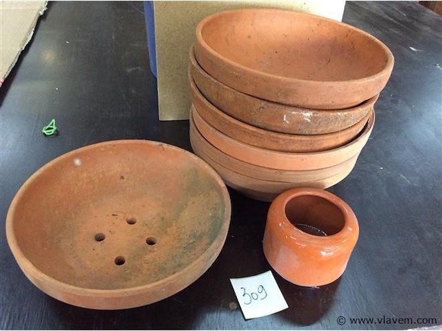 Lot duivenkommen - afbeelding 1 van  2