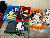 Lot elektronica - afbeelding 5 van  6