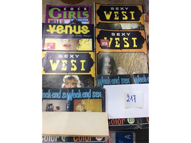 Lot erotica magazines - afbeelding 2 van  3