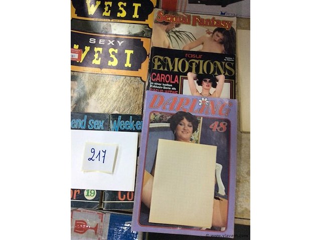 Lot erotica magazines - afbeelding 3 van  3