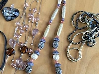 Lot fantasiejuwelen - afbeelding 3 van  4
