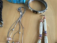 Lot fantasiejuwelen - afbeelding 4 van  4