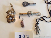 Lot fatasiejuwelen - afbeelding 2 van  3