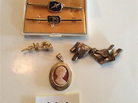 Lot fatasiejuwelen - afbeelding 1 van  3