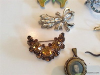 Lot fatasiejuwelen - afbeelding 2 van  3