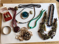 Lot fatasiejuwelen - afbeelding 1 van  4