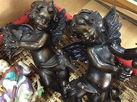 Lot figuurtjes met mand - afbeelding 2 van  3