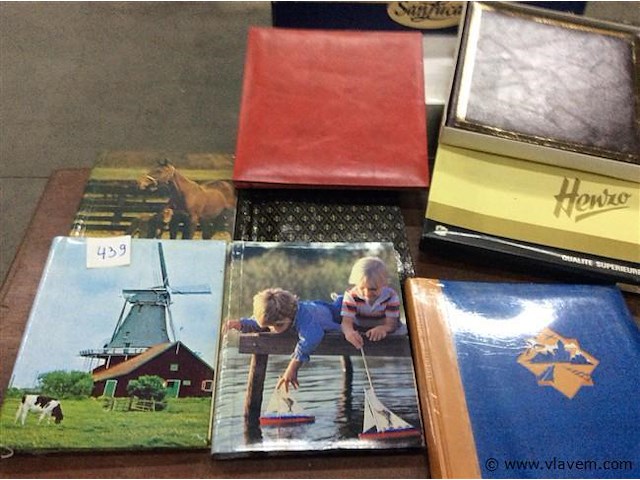Lot fotoalbums - afbeelding 1 van  3