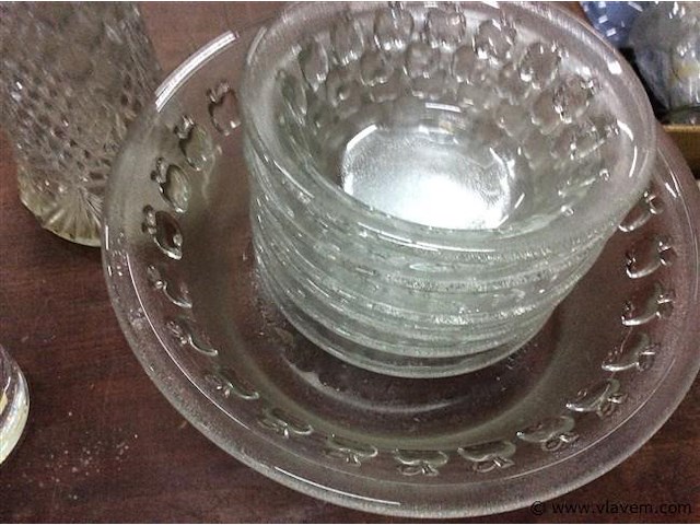 Lot glas - afbeelding 2 van  3