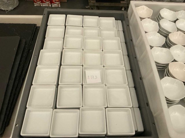 Lot hapjes potjes en schaaltjes - afbeelding 2 van  5