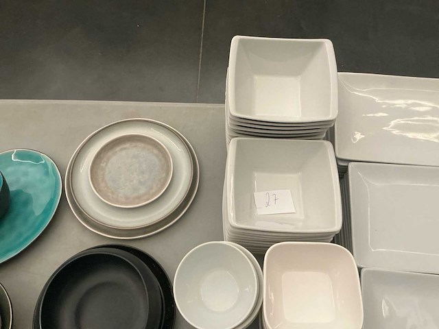 Lot hapjes potjes en schaaltjes - afbeelding 4 van  7