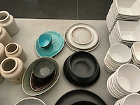 Lot hapjes potjes en schaaltjes - afbeelding 5 van  7