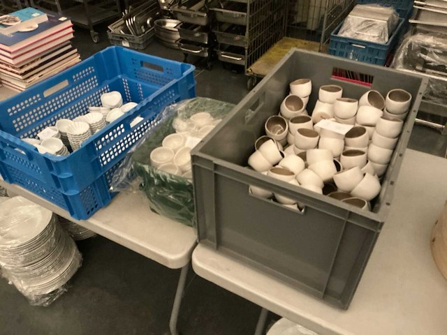 Lot hapjes potjes - afbeelding 1 van  4