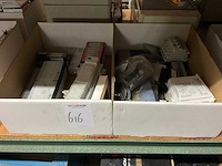 Lot instalatiemateriaal - afbeelding 1 van  5