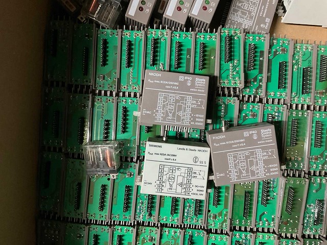 Lot instalatiemateriaal - afbeelding 3 van  4