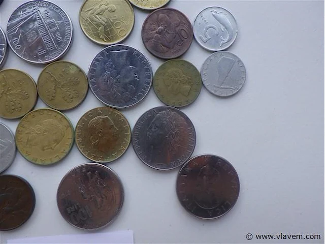 Lot italiaanse munten - afbeelding 4 van  5