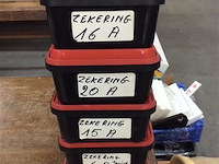 .lot jumpers - afbeelding 3 van  3