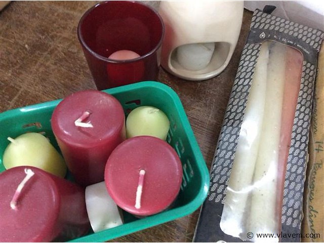 Lot kaarsen - afbeelding 2 van  3