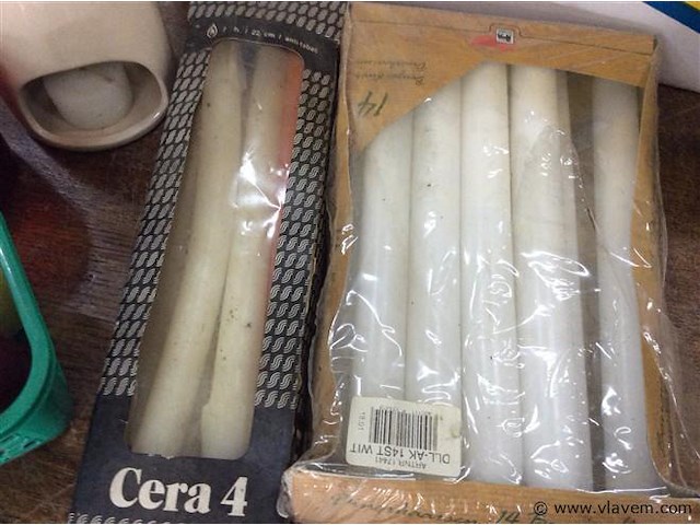 Lot kaarsen - afbeelding 3 van  3