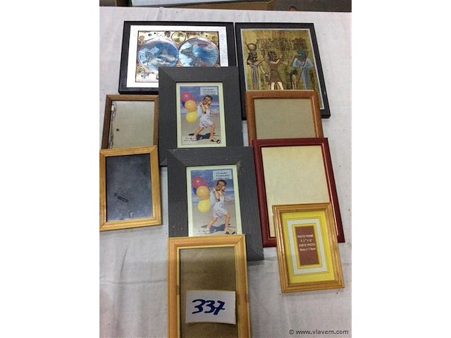 Lot kaders divers - afbeelding 1 van  3