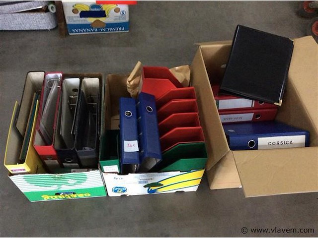 Lot kaften - afbeelding 1 van  3
