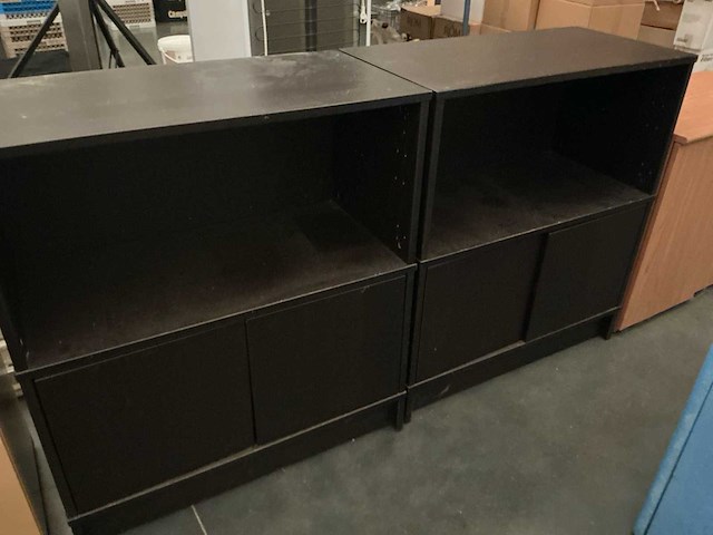 Lot kantoor bureau en kasten - afbeelding 5 van  7