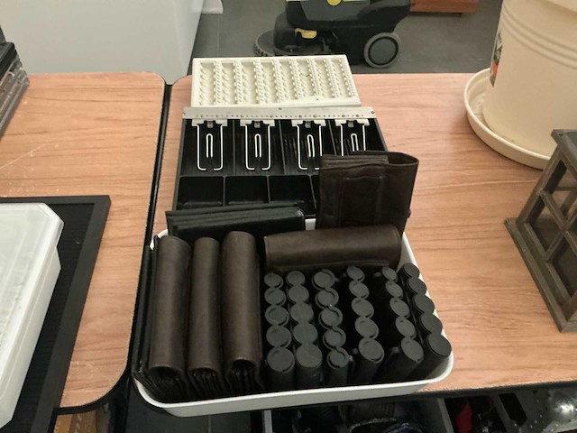 Lot kassa materiaal - afbeelding 1 van  4