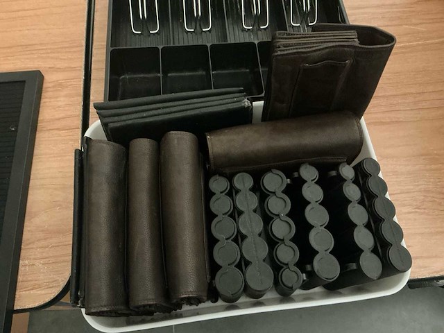 Lot kassa materiaal - afbeelding 2 van  4