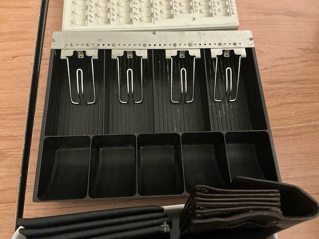 Lot kassa materiaal - afbeelding 3 van  4