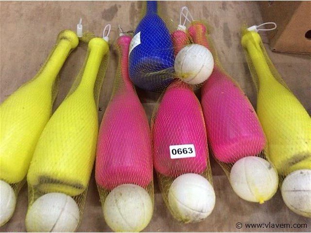 Lot kegels - afbeelding 1 van  1