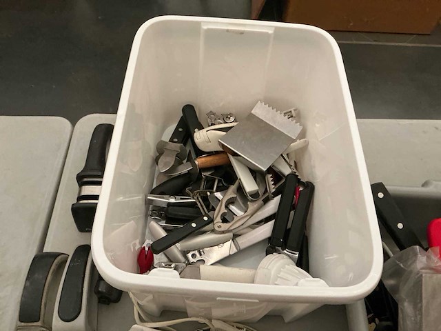 Lot keukenbenodigdheden - afbeelding 4 van  9