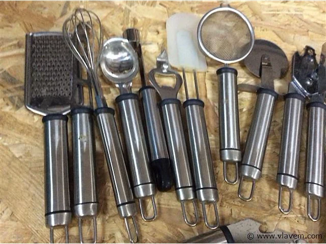 Lot keukenmateriaal divers - afbeelding 2 van  3