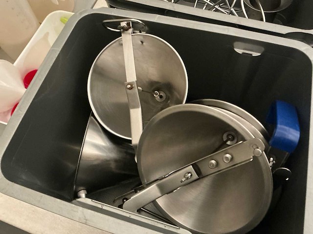 Lot keukenmateriaal - afbeelding 7 van  9