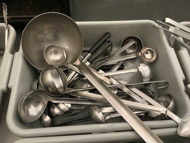 Lot keukenmateriaal - afbeelding 4 van  14