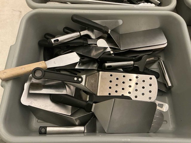 Lot keukenmateriaal - afbeelding 6 van  14