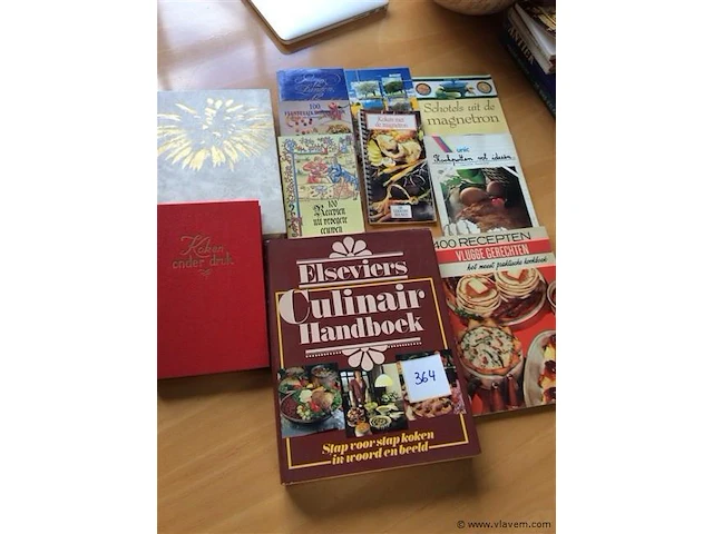 Lot kookboeken - afbeelding 1 van  2