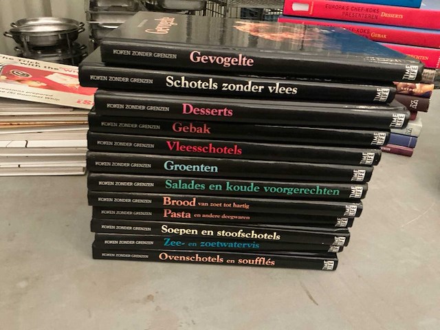 Lot kookboeken - afbeelding 4 van  5