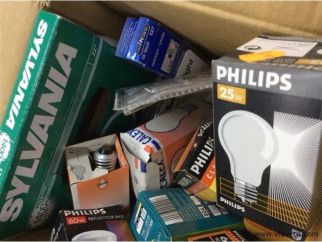 Lot lampen - afbeelding 2 van  2