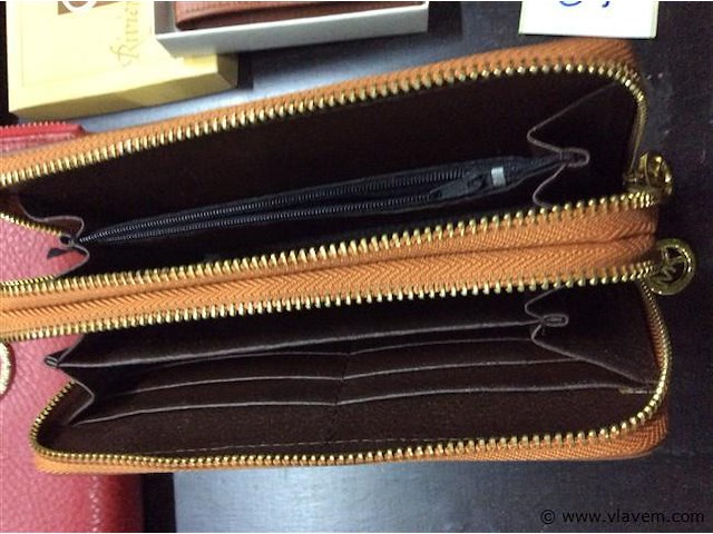 Lot lederwaren - afbeelding 2 van  2