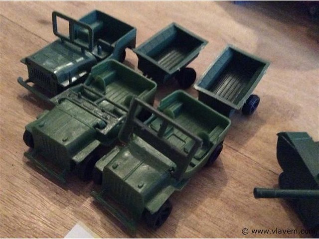 Lot leger voertuigen - afbeelding 3 van  3