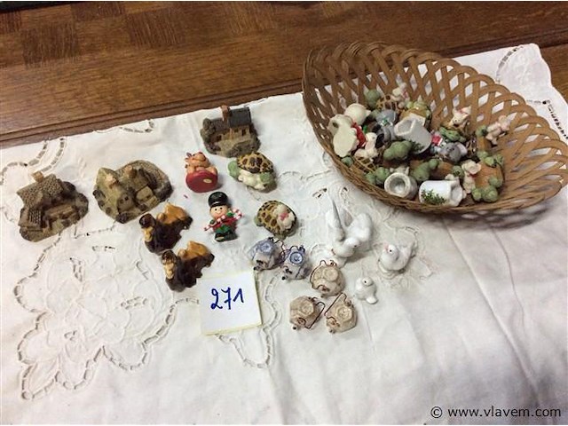 Lot miniatuurtjes - afbeelding 1 van  3