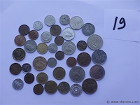 Lot munten divers - afbeelding 1 van  3