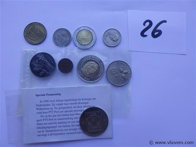 Lot munten divers - afbeelding 1 van  3