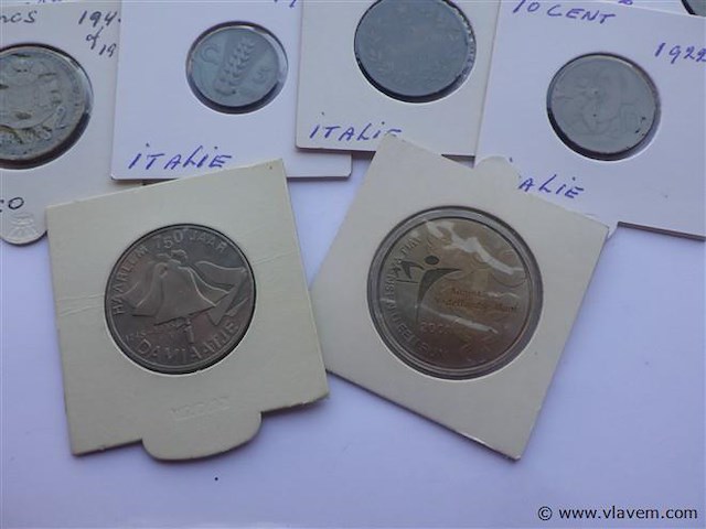 Lot munten in kartonhouders - afbeelding 2 van  7